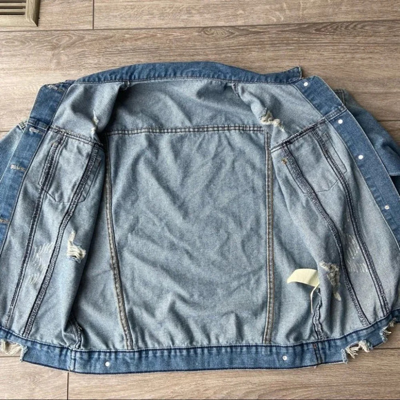 Distressed Raw Edge Denim Jean Jacket - Picture 9 of 11